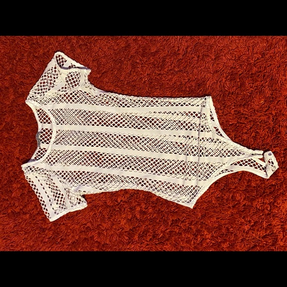 Fashion Nova Fishnet Top - Picture 1 of 3